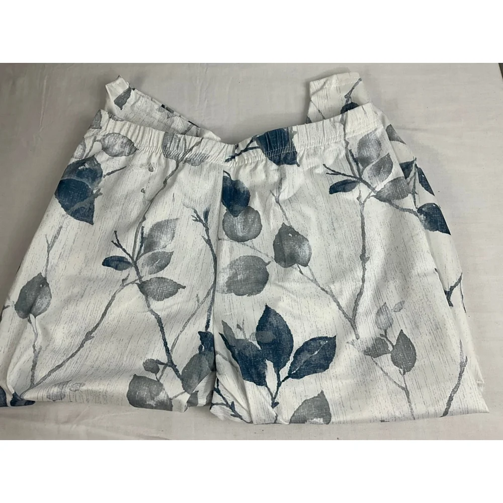 Women's Pajama Pants White/Blue Floral Print Size xl